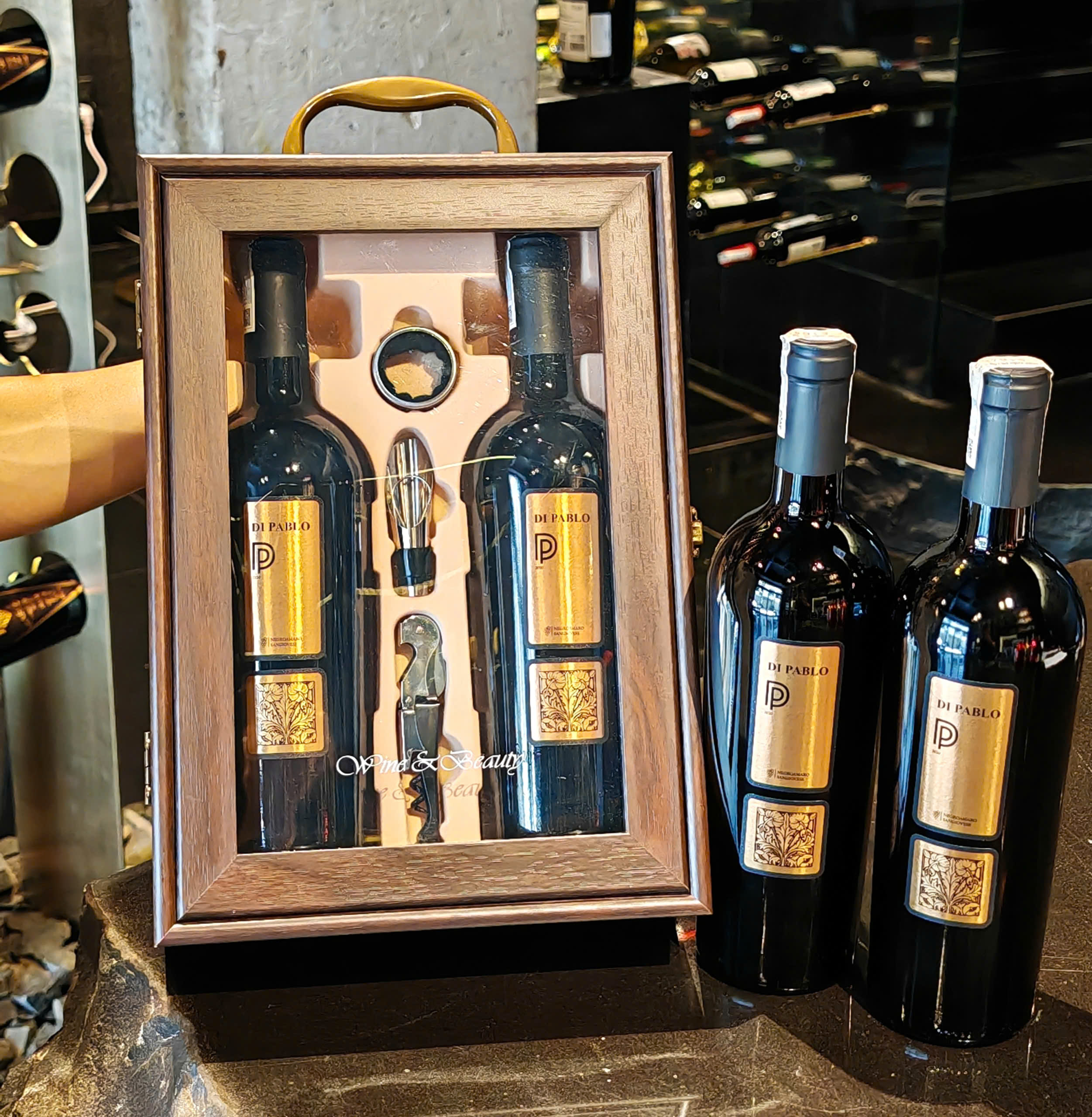 Hộp Nắp Kính 2 Chai Di Pablo